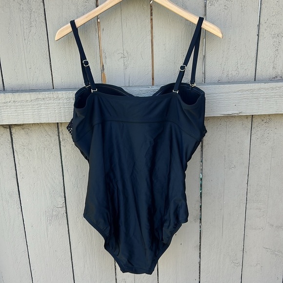 Kona Sol Black One Piece Swimsuit With Ruffle Details Size Large - Picture 4 of 5